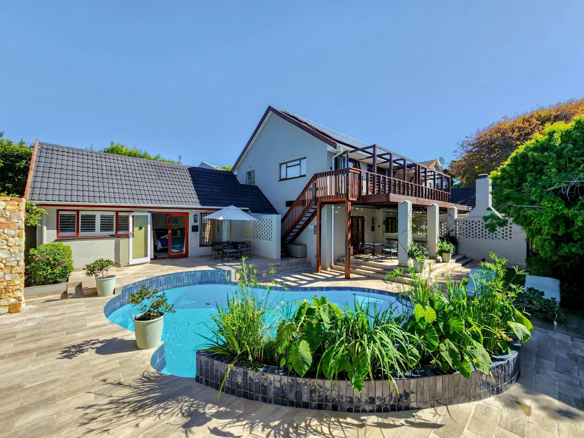 Branch & Vine Cottages - Constantia - Formerly Pinoak Cottages ケープタウン エクステリア 写真