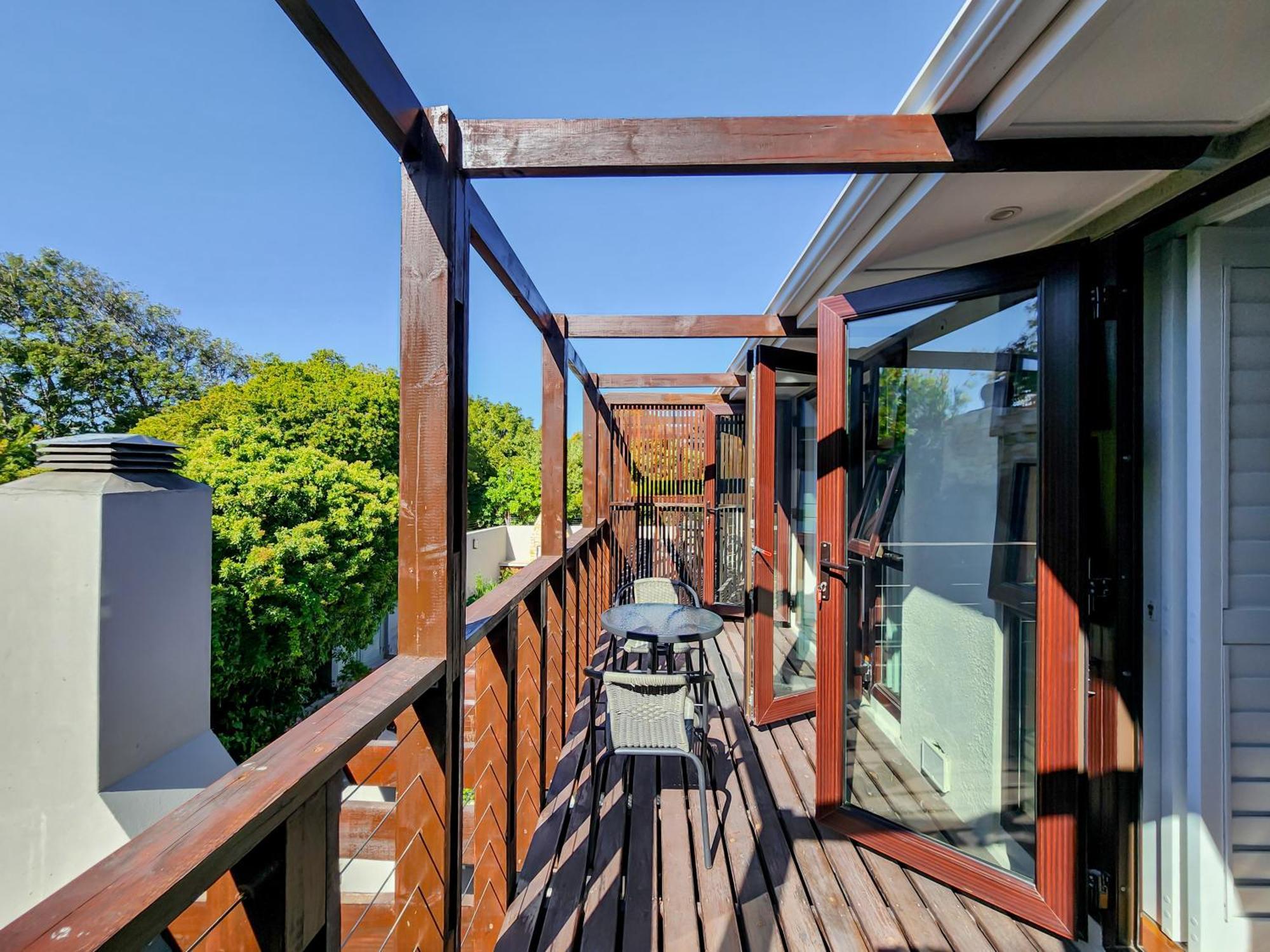 Branch & Vine Cottages - Constantia - Formerly Pinoak Cottages ケープタウン エクステリア 写真