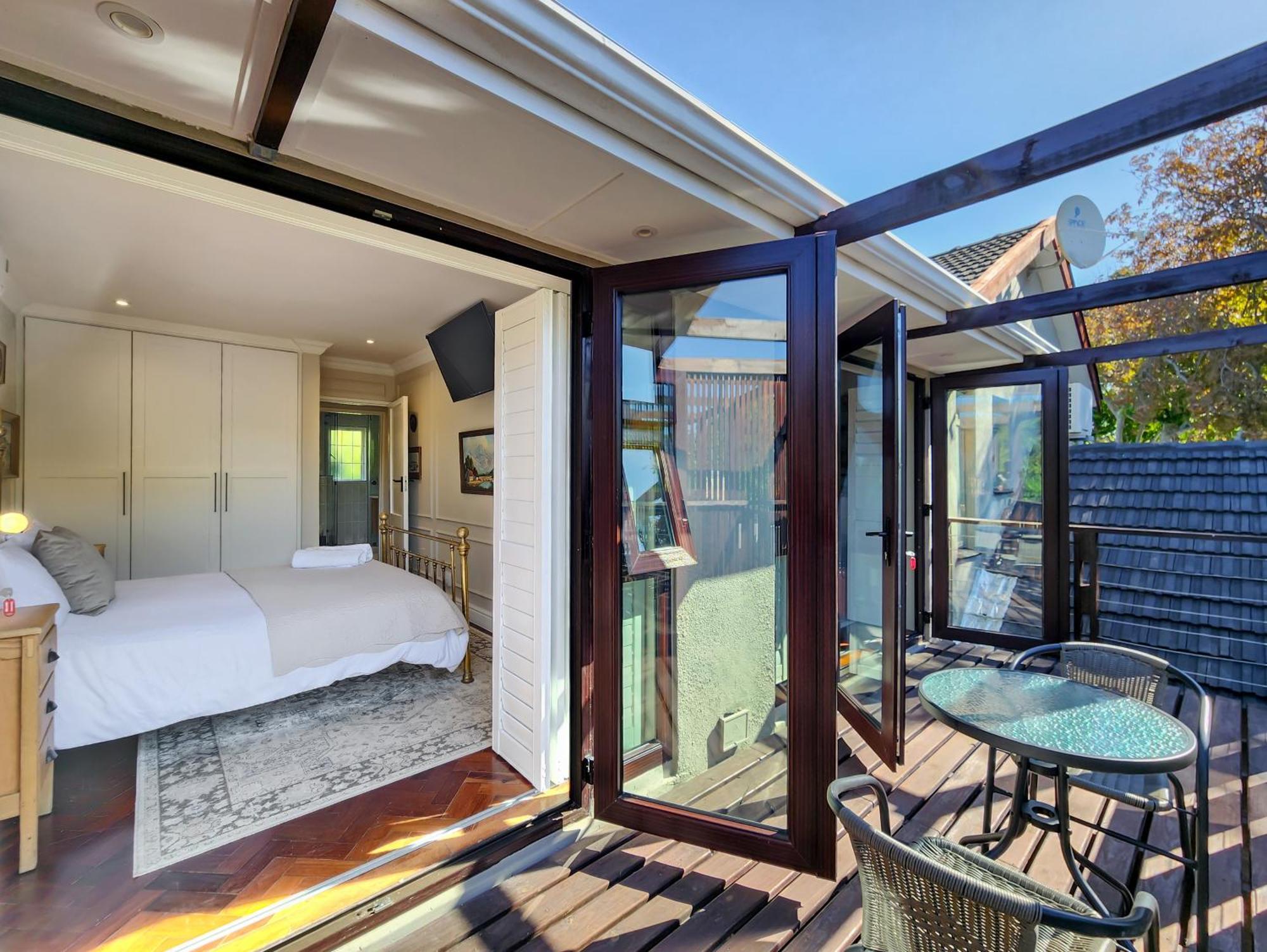 Branch & Vine Cottages - Constantia - Formerly Pinoak Cottages ケープタウン エクステリア 写真