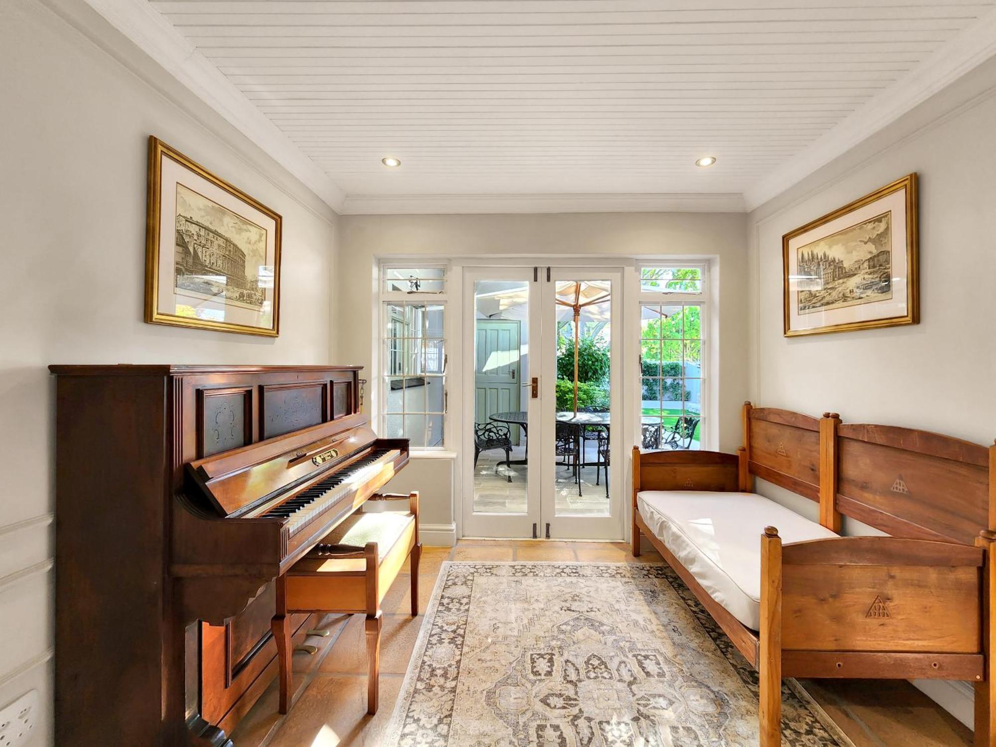 Branch & Vine Cottages - Constantia - Formerly Pinoak Cottages ケープタウン エクステリア 写真
