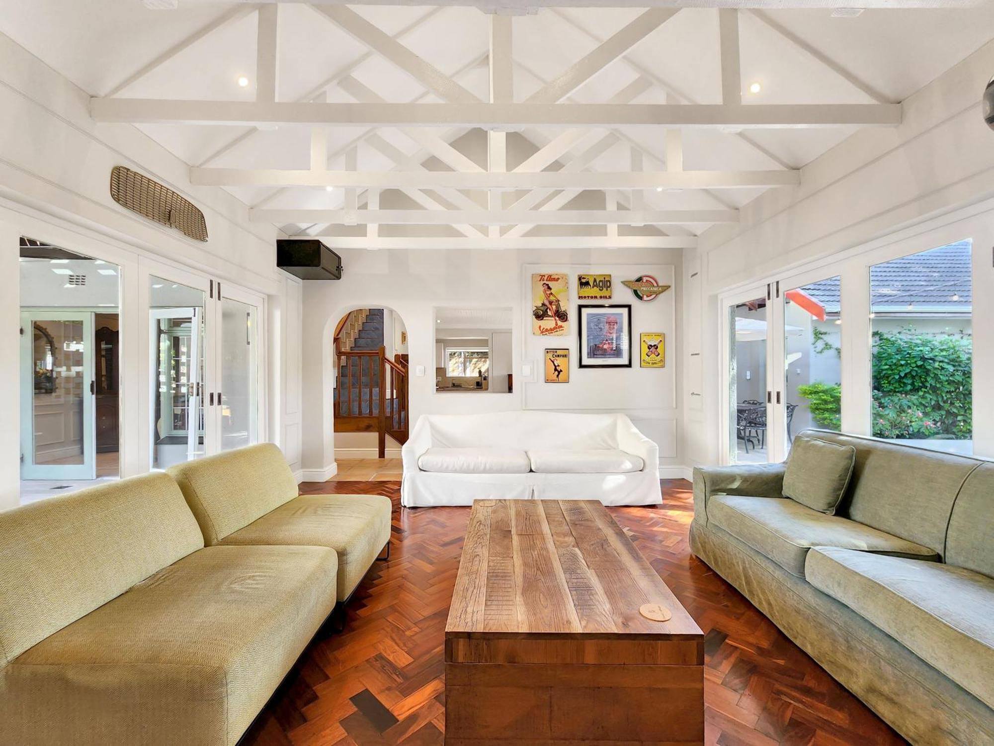 Branch & Vine Cottages - Constantia - Formerly Pinoak Cottages ケープタウン エクステリア 写真