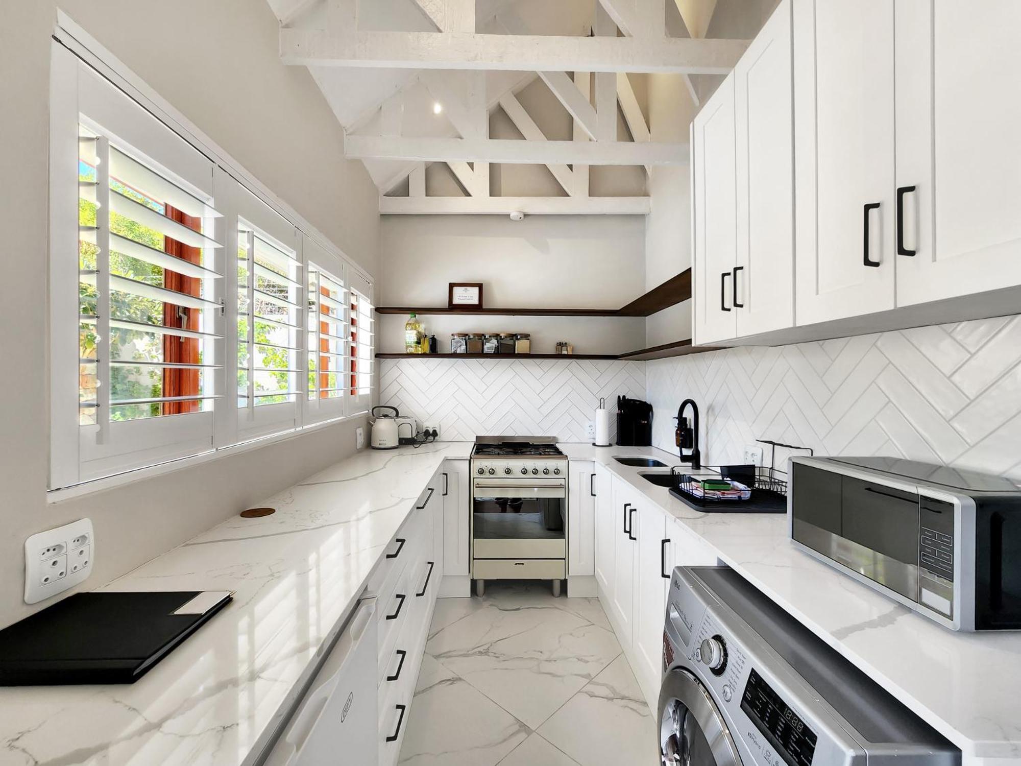 Branch & Vine Cottages - Constantia - Formerly Pinoak Cottages ケープタウン エクステリア 写真