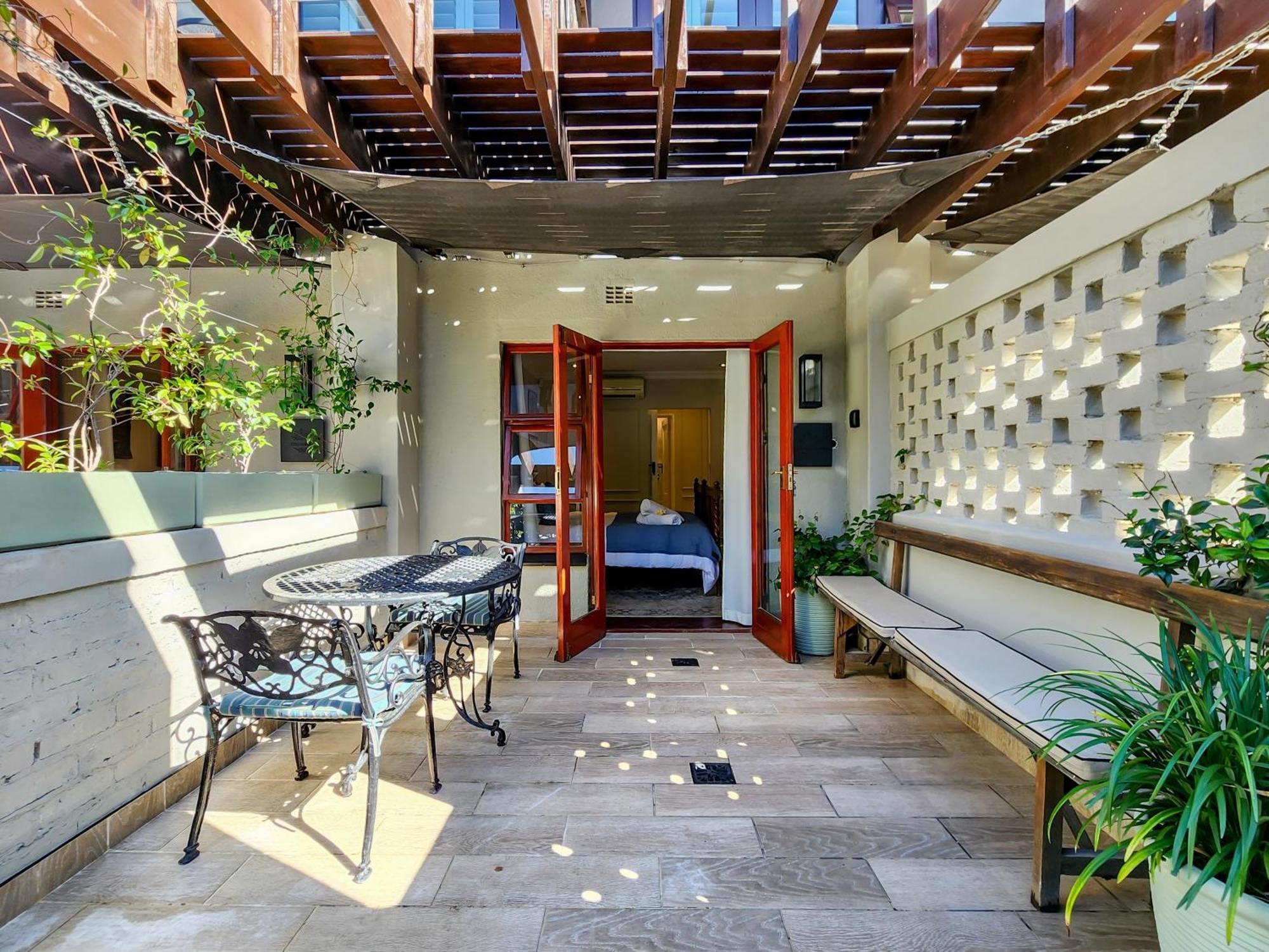 Branch & Vine Cottages - Constantia - Formerly Pinoak Cottages ケープタウン エクステリア 写真